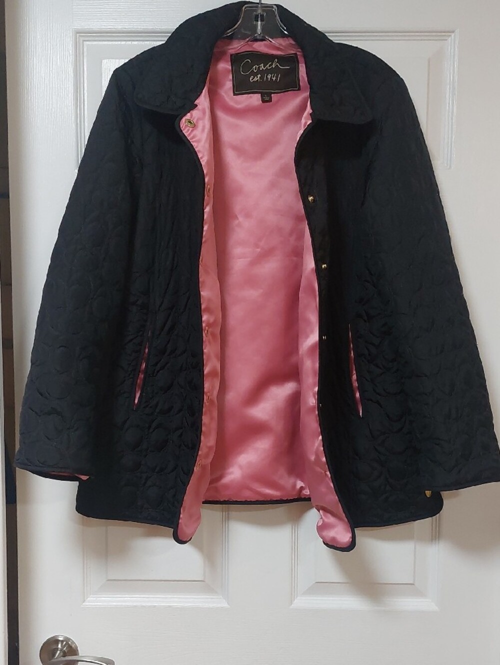 Coach Black Quilted Puffer Jacket with Pink Lining. Size L - Picture 6 of 13